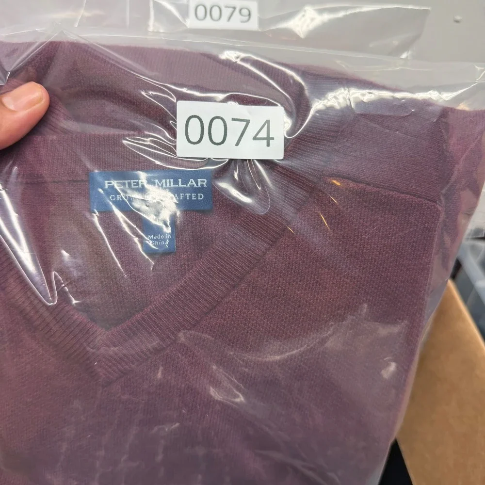 Peter Millar Crown Crafted Mens Large Burgundy Merino Wool V-Neck Sweater